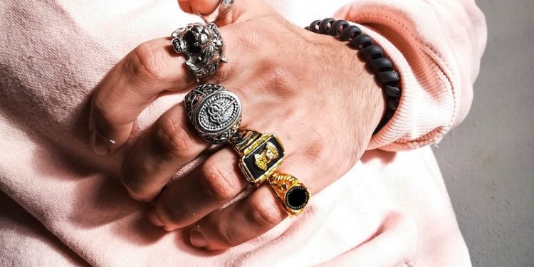 A Definitive Guide to Men’s Rings