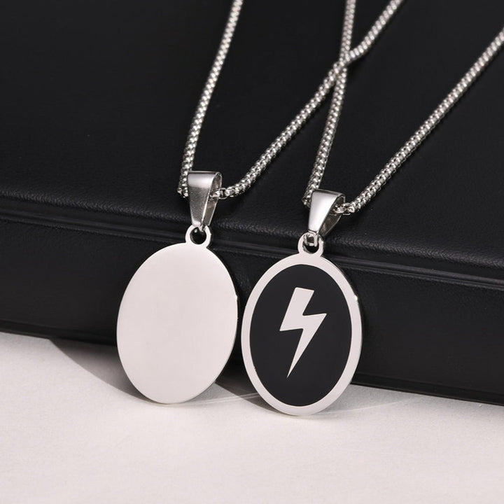 EFFENTII Storm Black Oval Pendant Necklace for Men